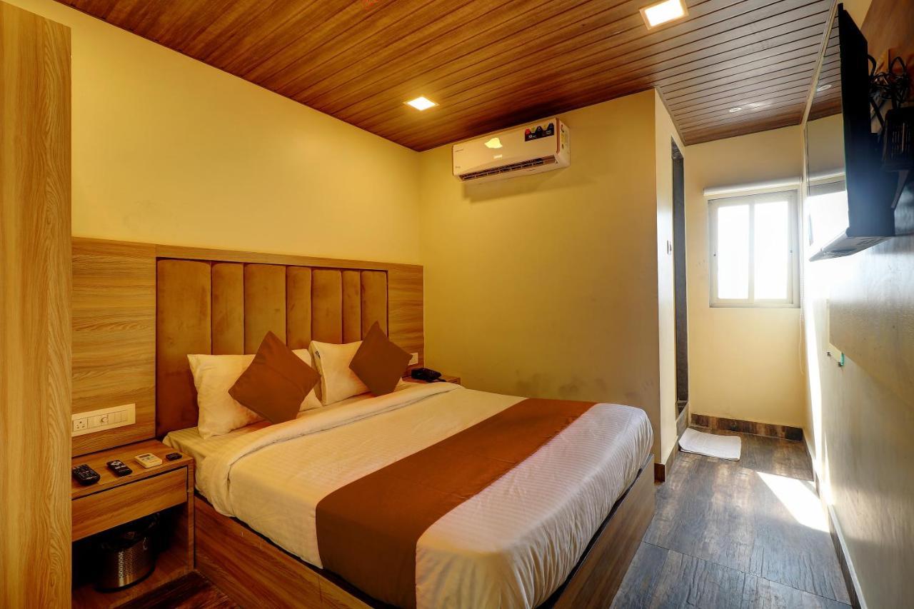 Hotel Priceless Mumbai Ngoại thất bức ảnh
